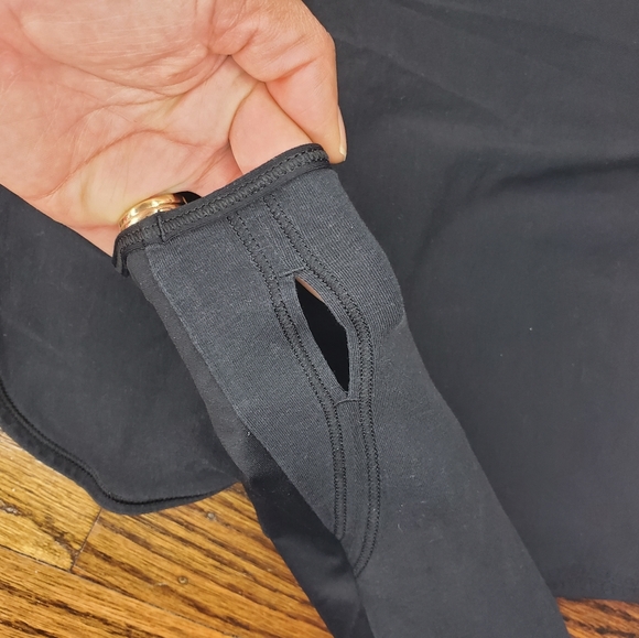 Lululemon Athletic Light Weight Half Zip Long Sleeve - Picture 7 of 8